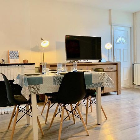 Maison De Campagne Chez Trabou Et Loulou 20 Min De La Rochelle Aigrefeuille-dʼAunis Dış mekan fotoğraf