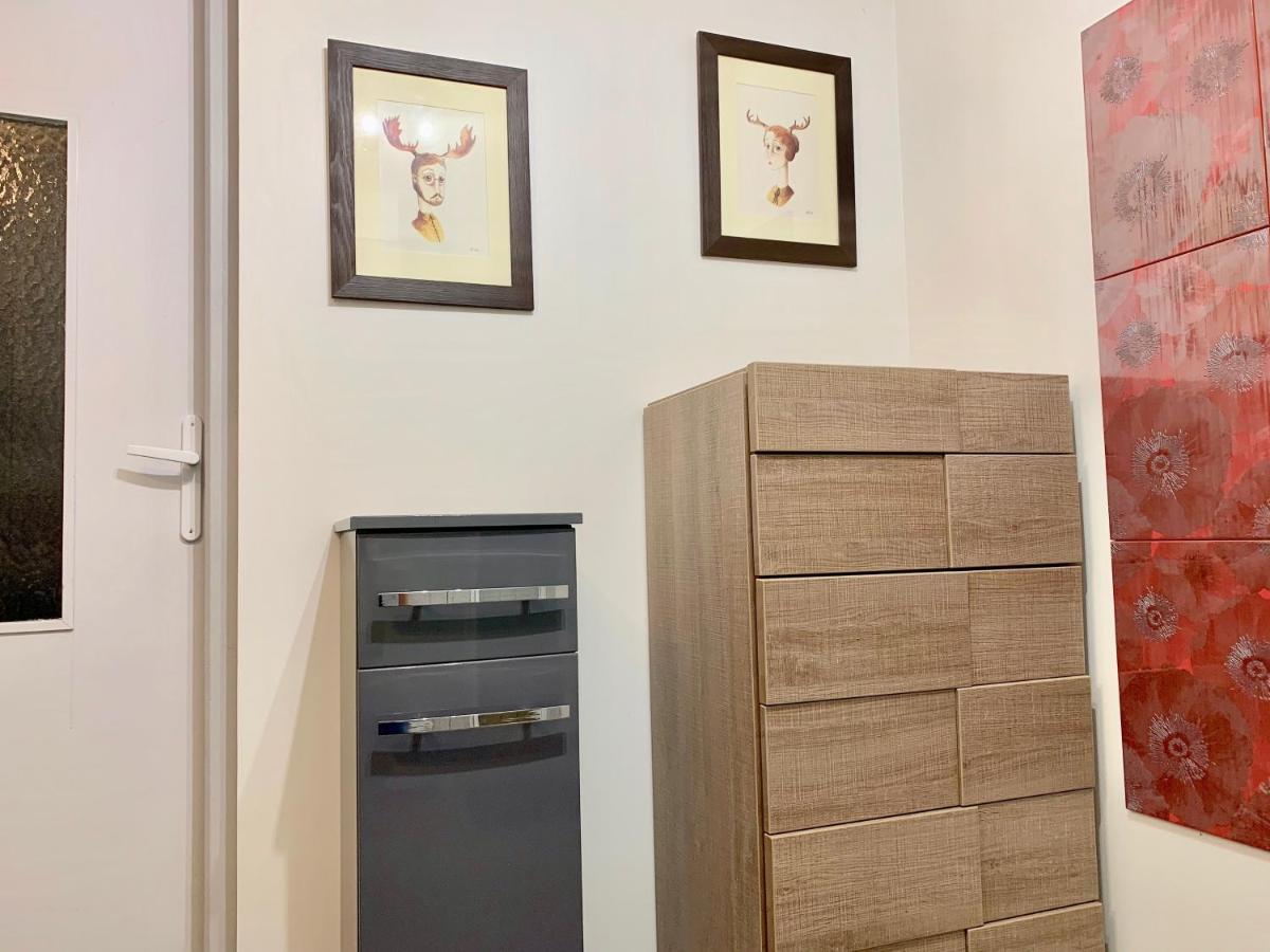 Maison De Campagne Chez Trabou Et Loulou 20 Min De La Rochelle Aigrefeuille-dʼAunis Dış mekan fotoğraf
